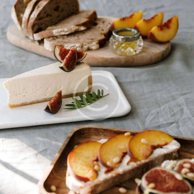 Figs & Brie with Honey Comb